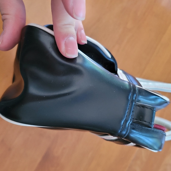 Vintage Disney Mickey Mouse Pleather Shoulder Bag - Picture 14 of 14